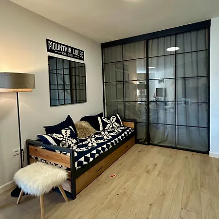 Mountain Dornajo סיירה נבדה